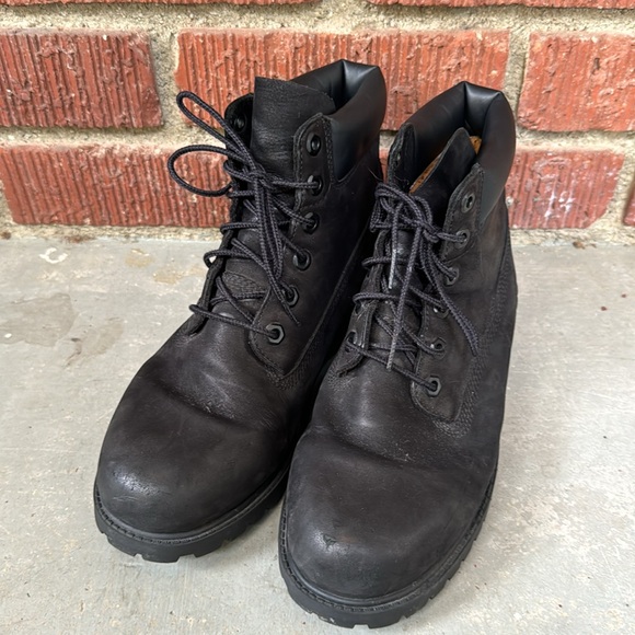 Timberland 6” Premium Nubuck Boot - Picture 3 of 8